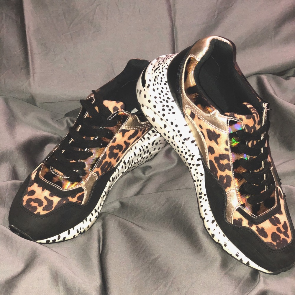 Steve Madden Sneakers